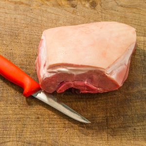 Schweinehüfte mit Schwarte
