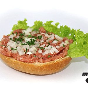 Brötchen mit Zwiebelmett